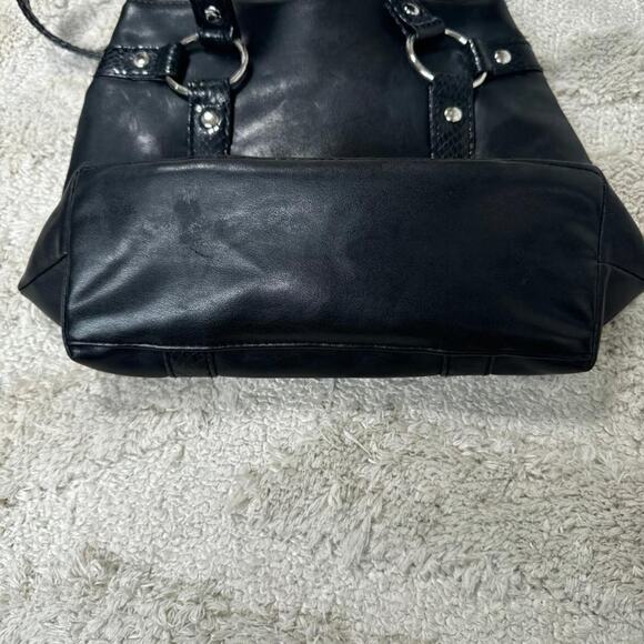 Victoria's Vintage Secret Purse - Picture 5 of 5